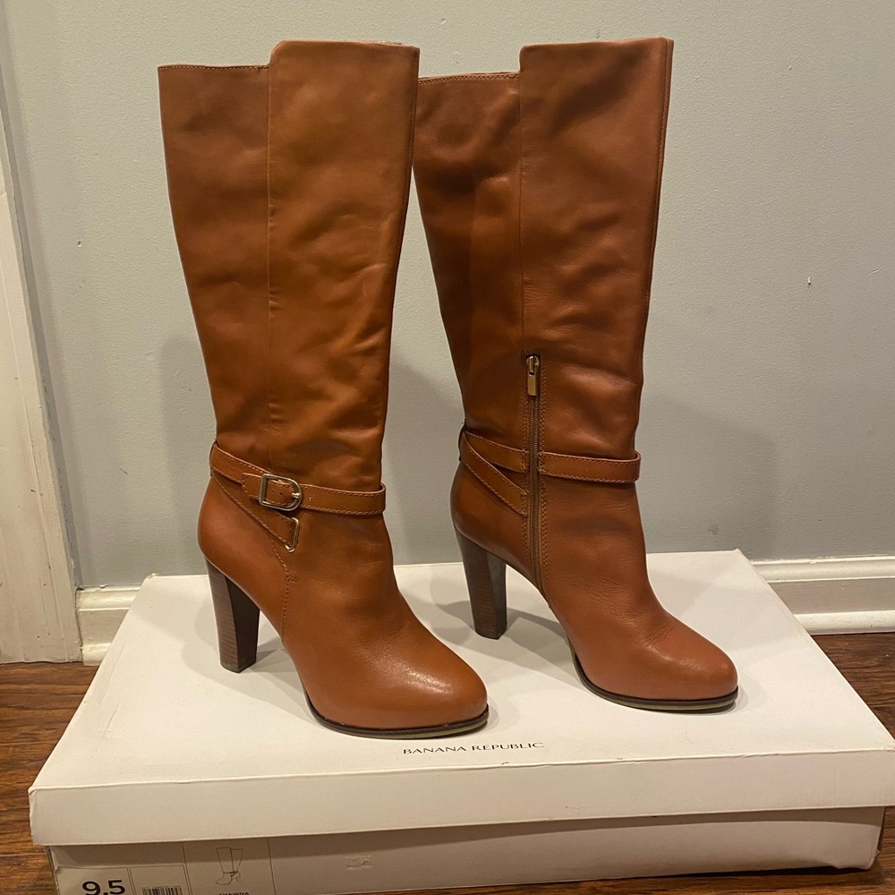 NEW: Banana Republic - all leather, knee-high boots - Picture 2 of 6